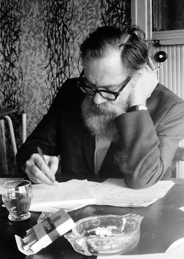 John Berryman: Puisi Selalu Menemukan Jalannya Sendiri