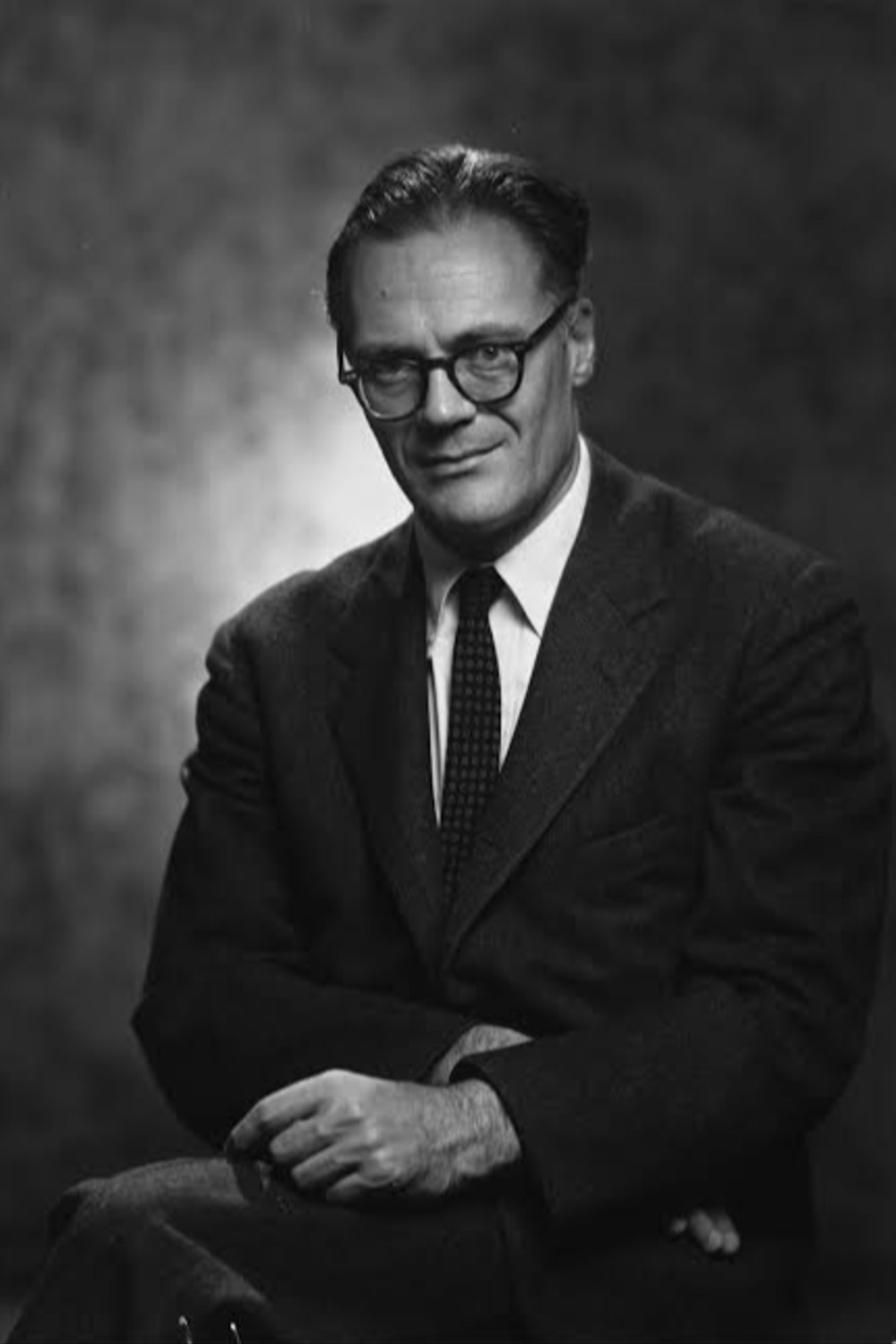 Robert Lowell: Beban Berat Sebelum Melahirkan Puisi